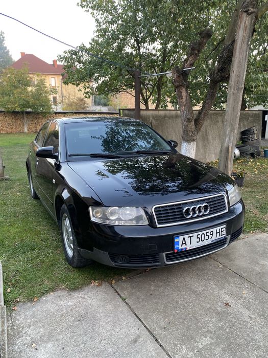 авто машина Ауді