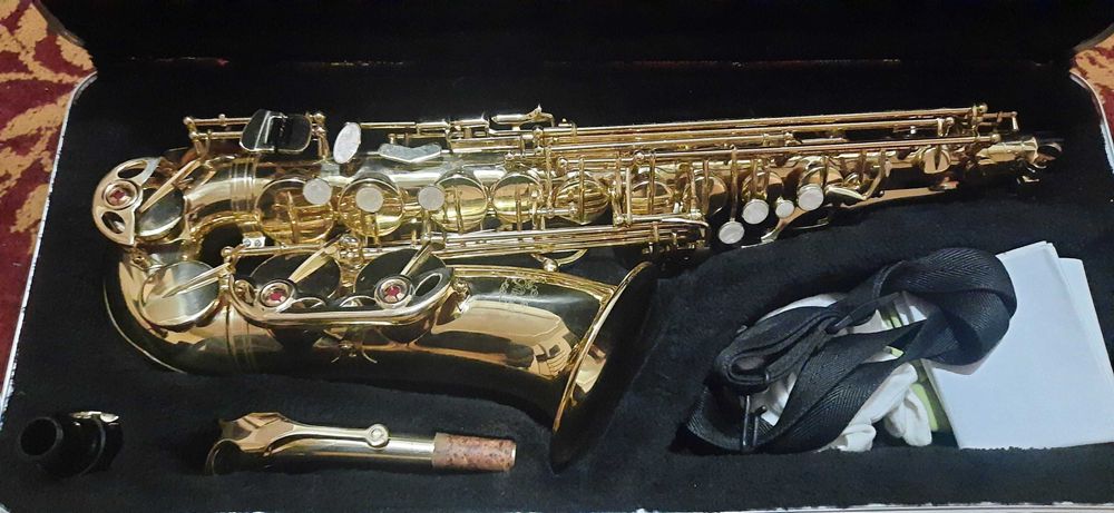 Альт саксофон J.MICHAEL AL-500 Alto Saxophone