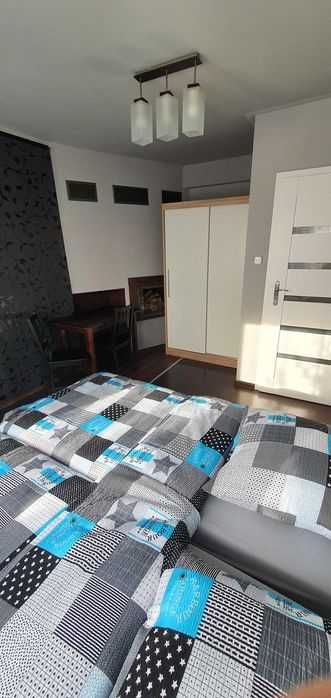 Pokoje do wynajęcia w Buku