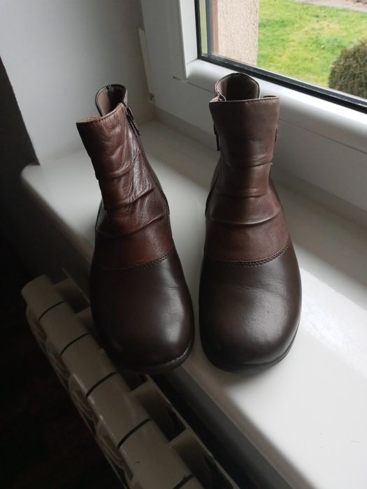 Buty botki Clarks rozm 38.5