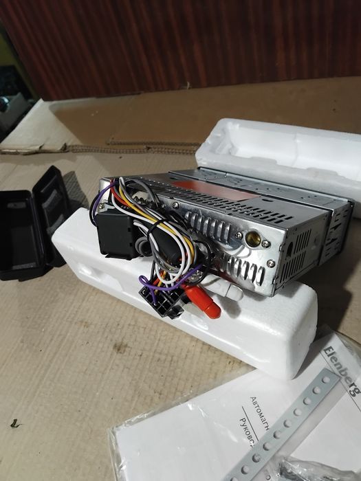 Автомагнітола Elenberg