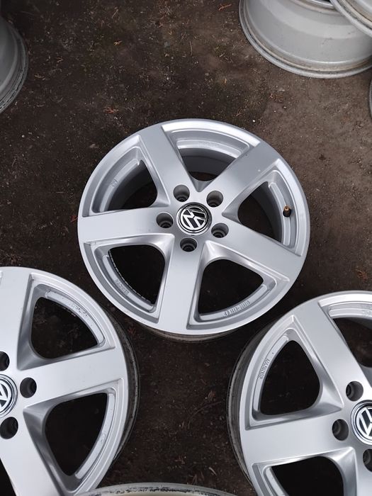 Felgi 16 5x112 VW Golf Passat Touran Caddy Jetta T-Roc