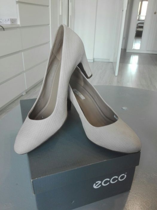 Buty ecco szpilki na obcasie. 41