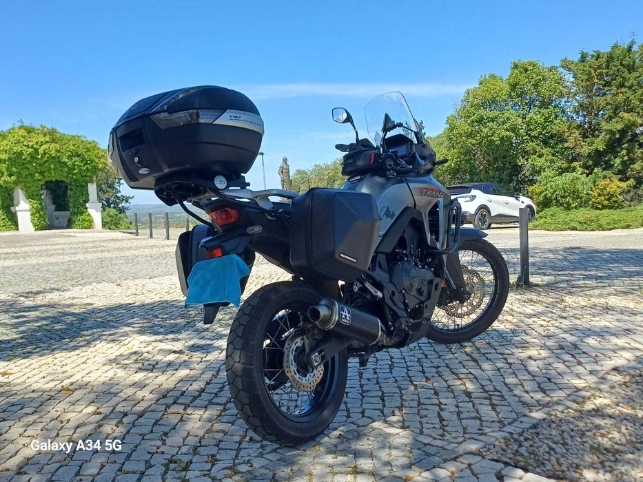Honda Transalp XL750 (ler descritivo)