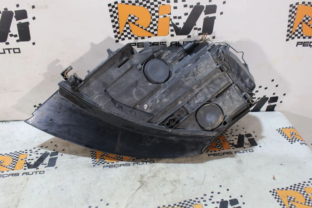 Ótica / farol direita AUDI TT (8J3)