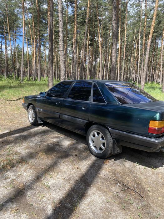 Продам Audi 100