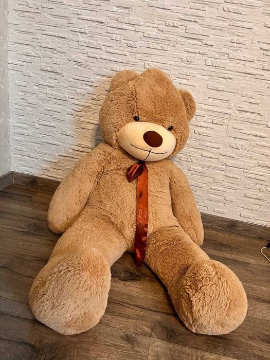 Великий м"ягкенький ведмедик