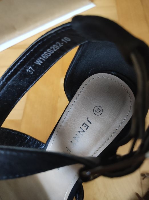 Sandały 37 czarne Jenny Fairy lato zamszowe obcas