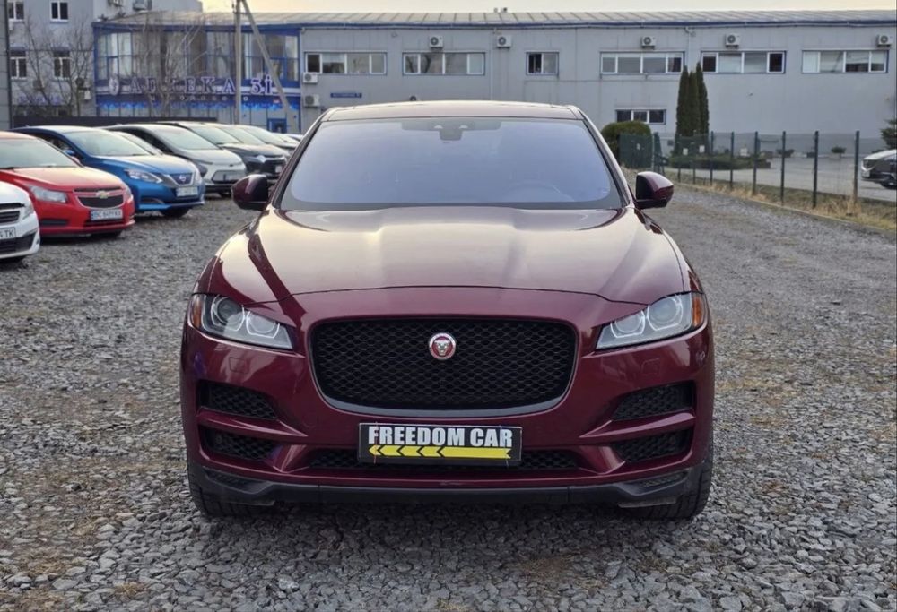 Jaguar F-Pace 2016
