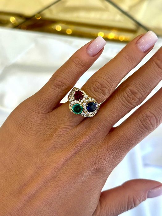 Pierścionek rubin szafir szmaragd diamenty 1.00 CT