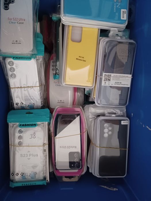 Vendo  acessórios para telemóveis e tablets
