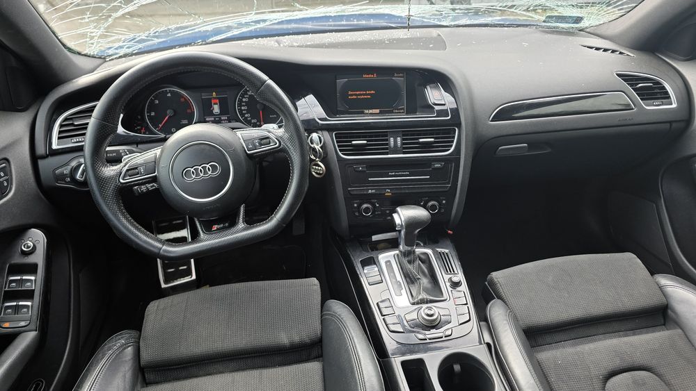 Sprzedam Audi  a4 b8