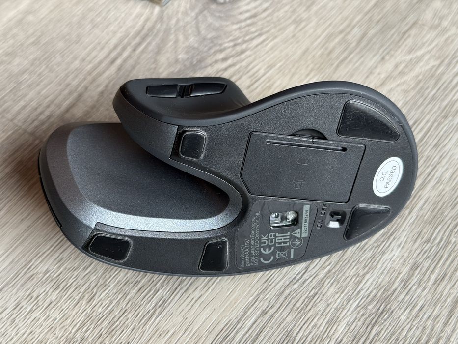 TRUST Verro Ergonomic Wireless Mouse - like new!64551591061249122