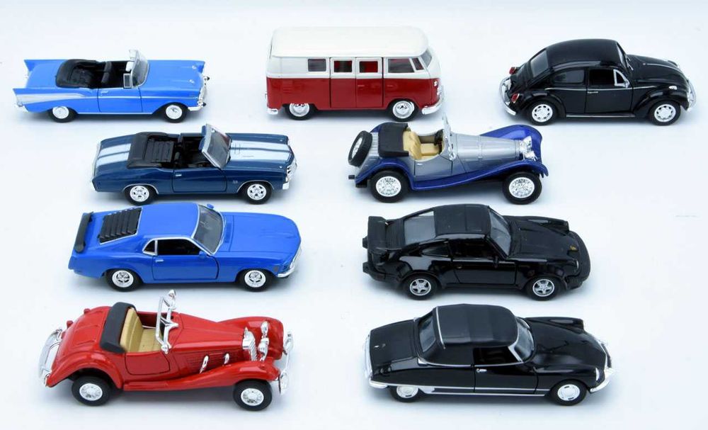 Colecção de Automóveis clássicos antigos da Welly escala 1/43