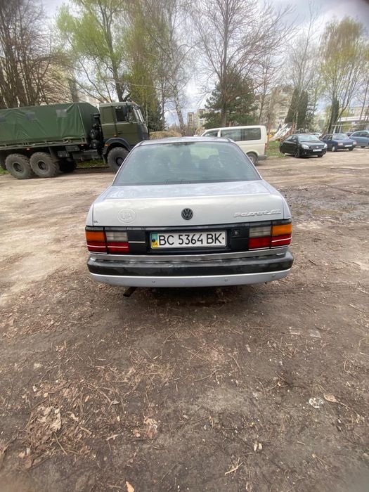 Продам Volkswagen Passat B3, 1.8 моноінжектор.