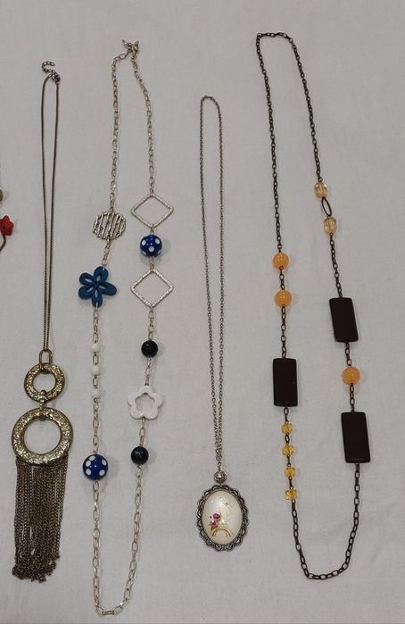 Colares Artesanais Compridos (Lote 7)