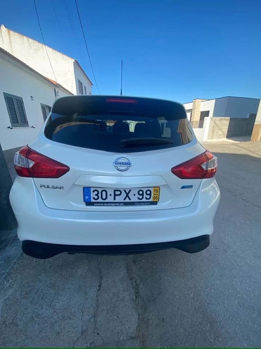 Vende se Nissan Pulsar