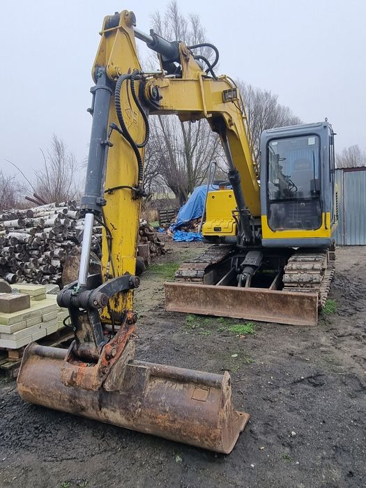 Uslugi koparką i lawetą