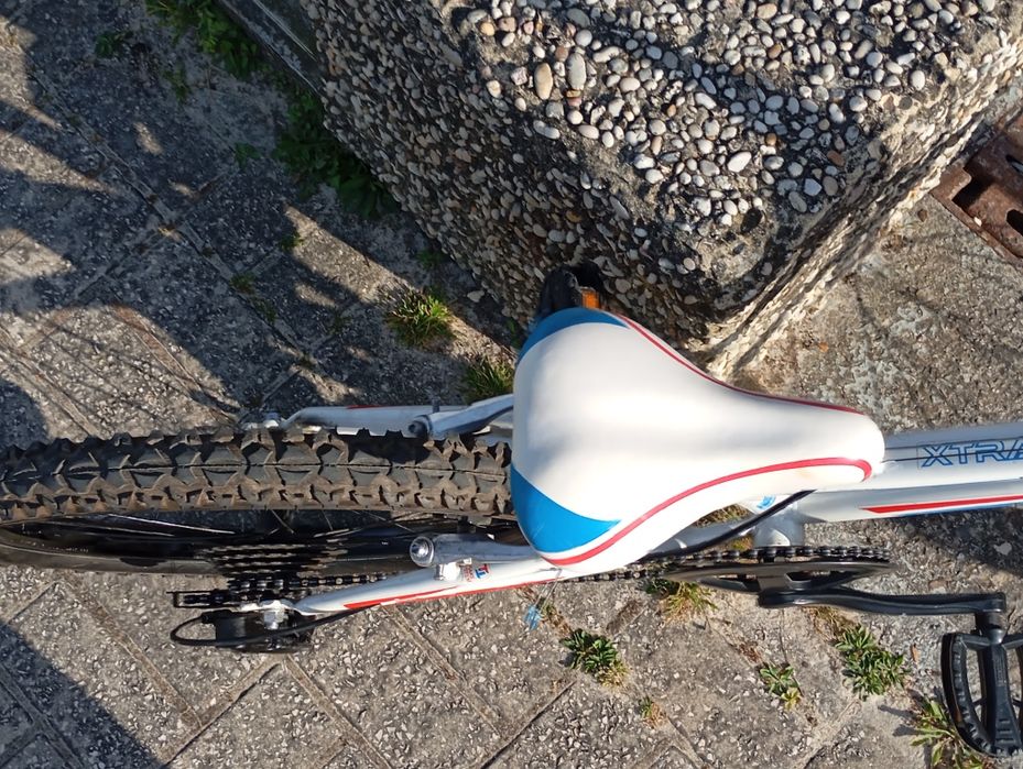 Bicicleta BTT para criança roda 20,boa qualidade,limpo e pronto para andar.