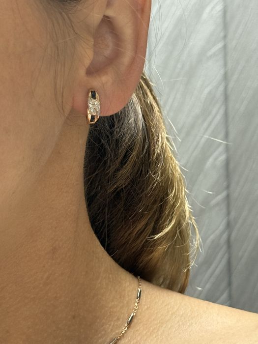 Золотые серьги с бриллиантами