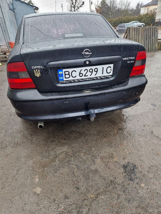 Opel Vectra B 1.8 1997r