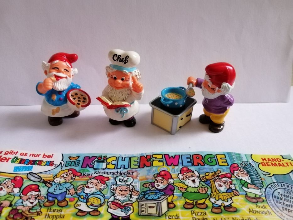 FERRERO Киндер сюрприз Серия Гномы кухонные, 1999 г.