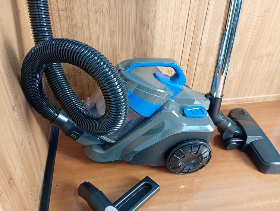 Amazon Basics - Odkurzacz 850W