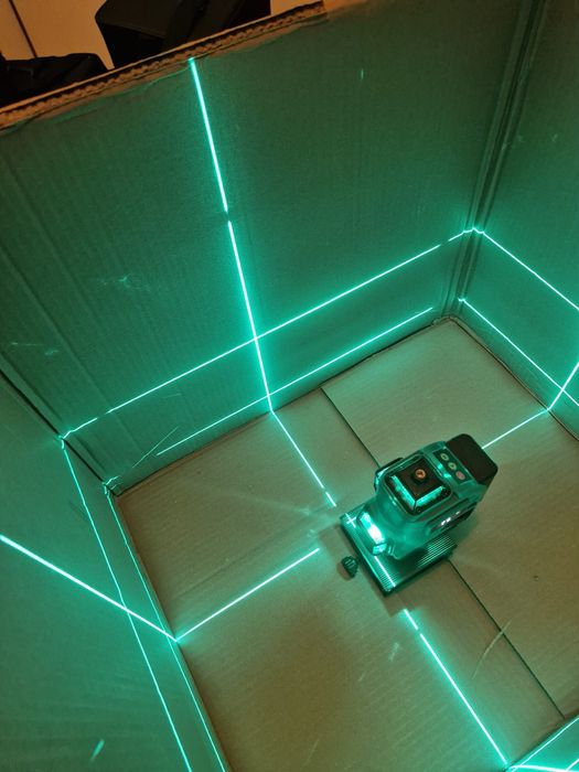 Nivel laser autonivelante 16 linhas novo