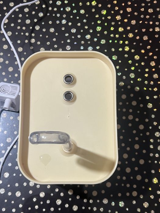 Фонтан фонтанчик поїлка поільник для кота кошеня зубна щітка подарунок