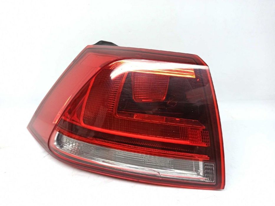 FAROLIM TRASEIRO ESQUERDO VOLKSWAGEN GOLF VII LIM. SPORT BLUEMOTION