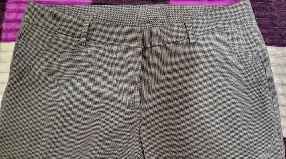 Продам женские брюки BENETTON.