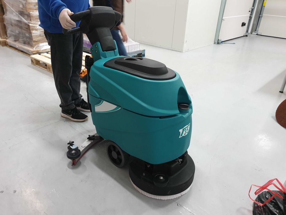 Maszyna sprzątająca TVX T35/50B