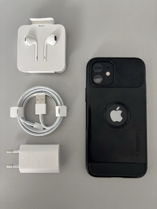 iPhone 12 w dobrym stanie, komplet
