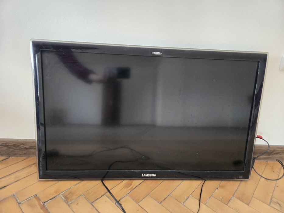 Телевізор Samsung UE32D4000NW (32")