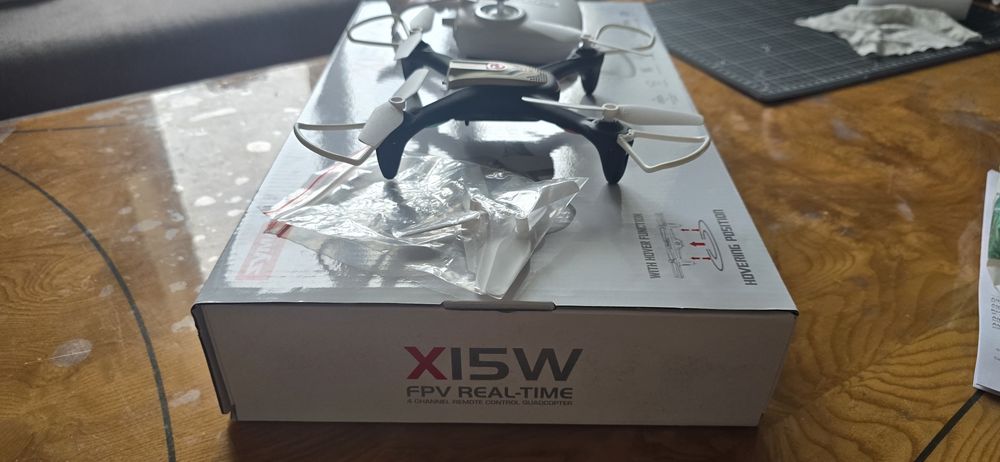 Квадрокоптер Syma X15W FPV з камерою та коробкою