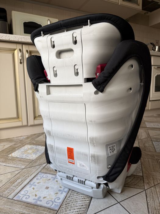 Автокрісло  Britax Romer Kid II