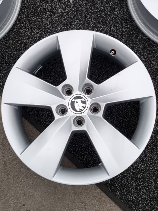 Felgi Alu 16" Skoda Scala Kamiq Fabia IV 4 III 3 II 2 5x100 Oryginalne