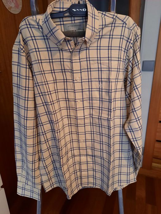 Roupa de Homem para desocupar