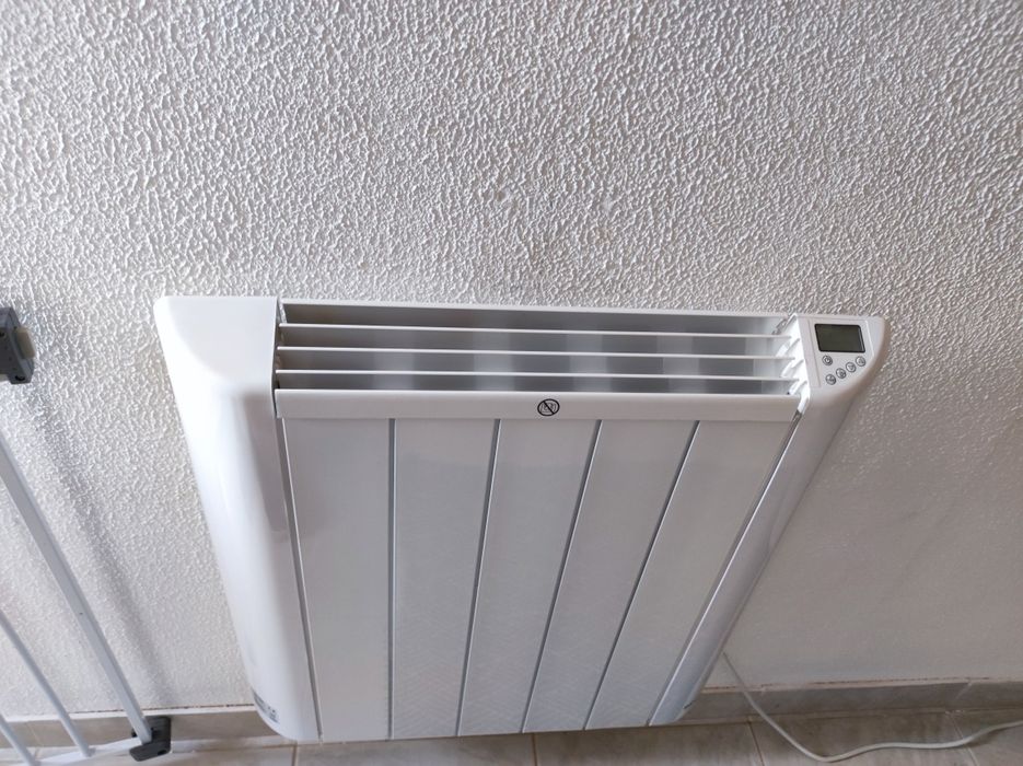 Emissor Térmico , radiador parede ( Becken )