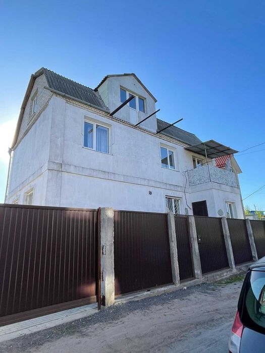 2поверховий будинок 10 хв до центру Ружична БЕЗ КОМІСІЇ