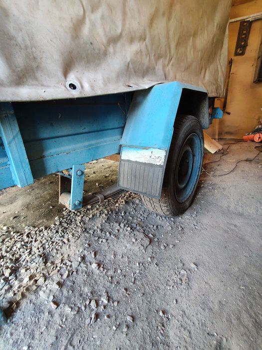 Причіп автобільний