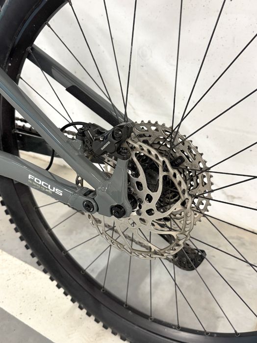 Focus Jam2 6.7 2025 L | Bosch | 1300 km | Giant Trek Specialized