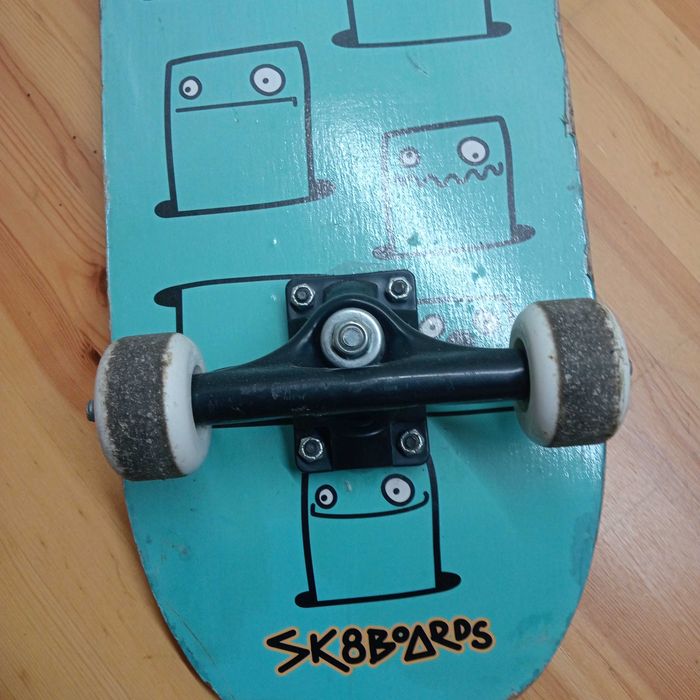 Skate SK8 usado