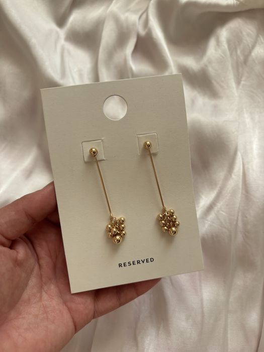 Красиві, нові сережки