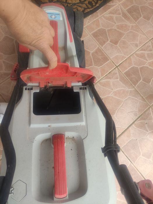 Corta relva elétrico