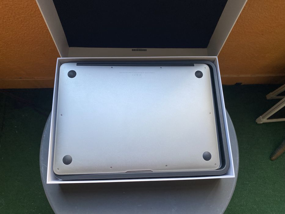 MacBook Air Modelo A1466