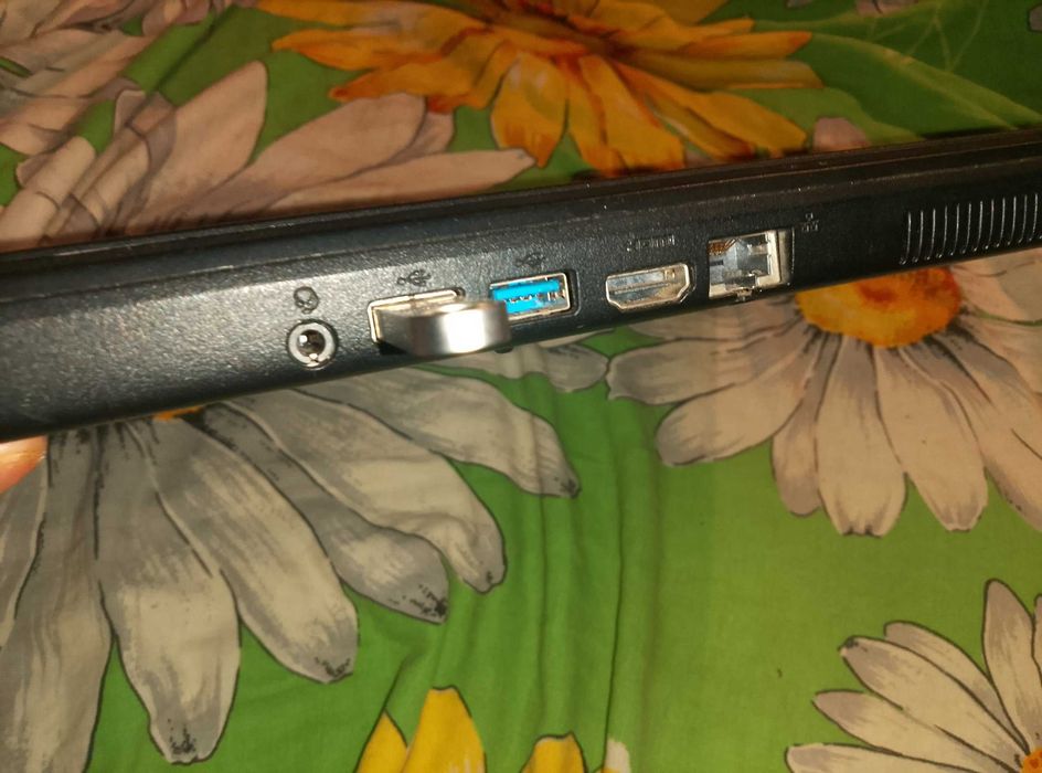 Продам ноутбук acer Ех2519