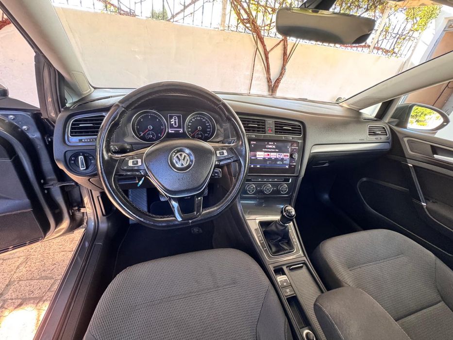 VW Golf Variant 1.6