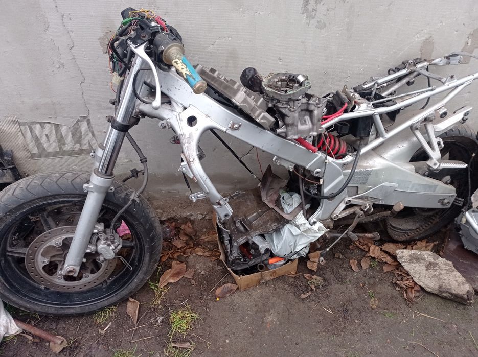 CBR 600 pc25 części