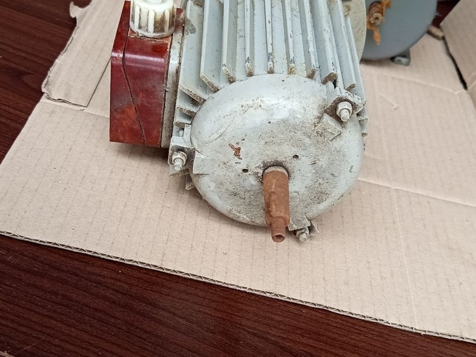 Продам 2 новых электро двигателя СССР,
